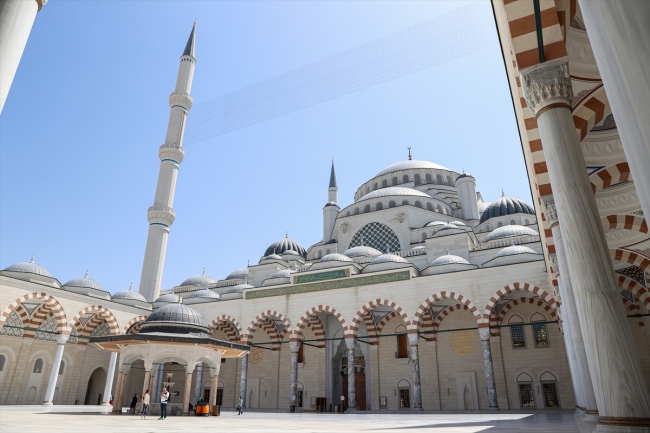 Büyük Çamlıca Camii 2 yılda 12 milyon ziyaretçiyi ağırladı